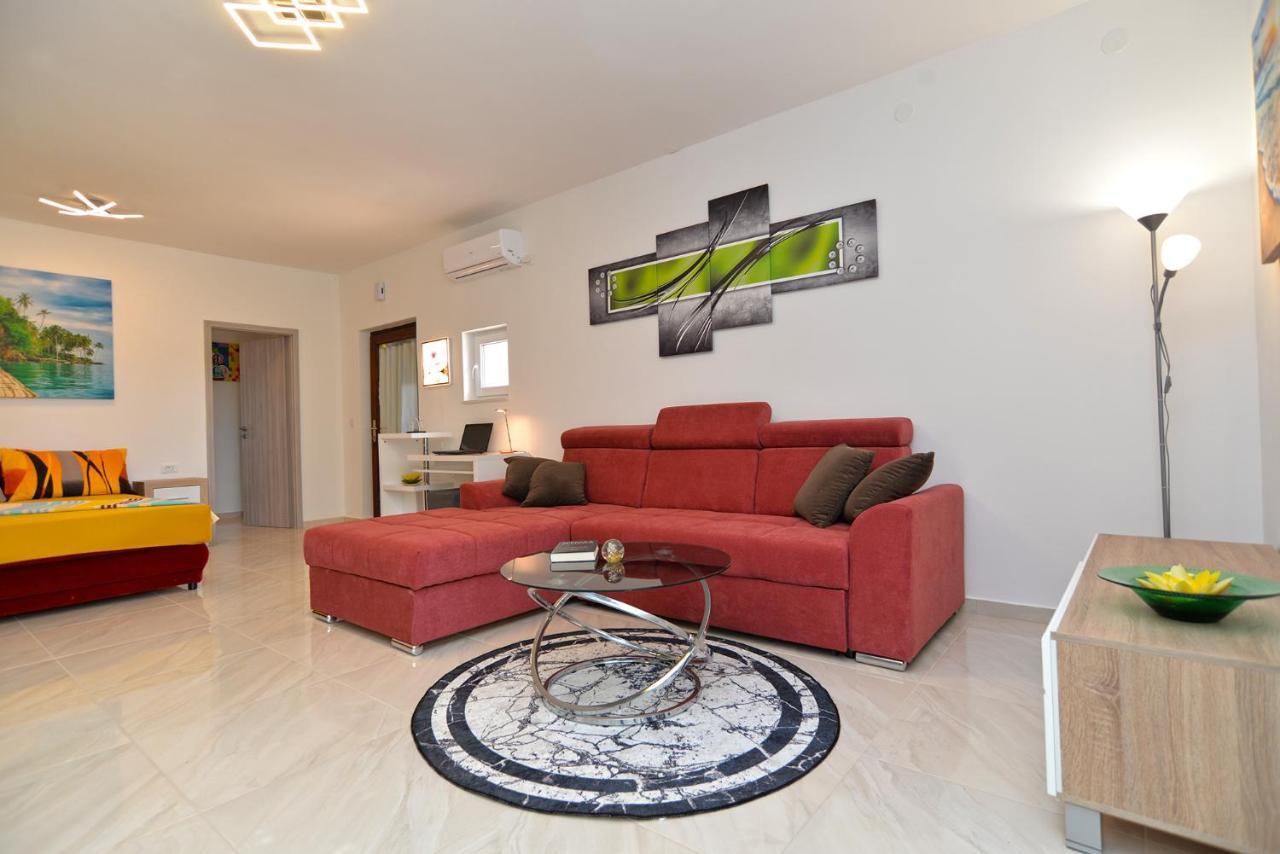 Apartments Mala Vala 925 - Adapted Fažana Extérieur photo